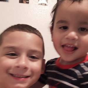 Meet your Posher, Mona